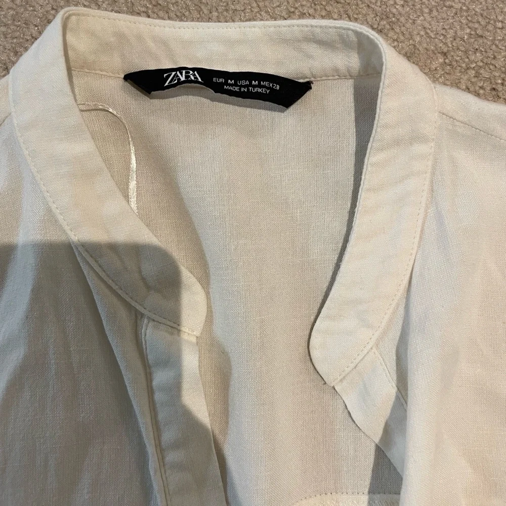 White linen midi dress from Zara with rope tie-waist in size medium - Picture 4 of 5